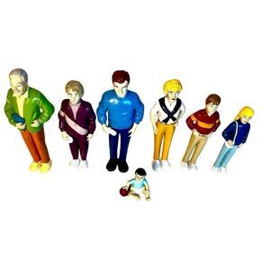 Lakeshore Block Play People White Caucasian  Family Figure Lot Of 8 Complete